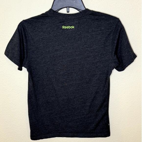 REEBOK YOUTH GRAY AND GREEN SHORT SLEEVE CREW NECK T-SHIRT SIZE LARGE 10-12 - Picture 2 of 7